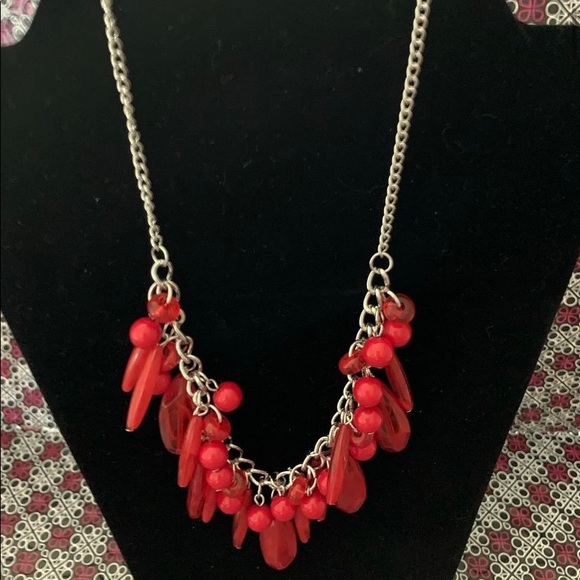 Necklace and matching Earrings - Picture 1 of 2